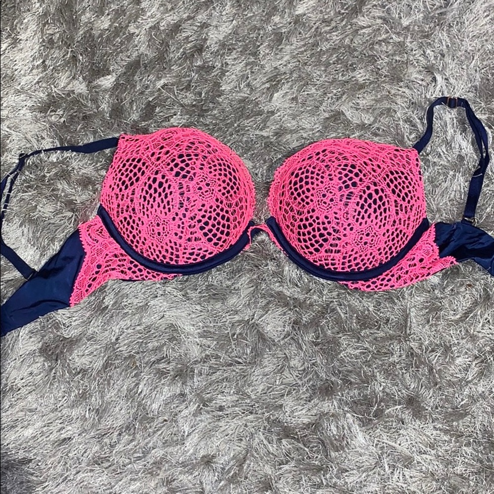 Victoria’s Secret Lace Push Up Bra